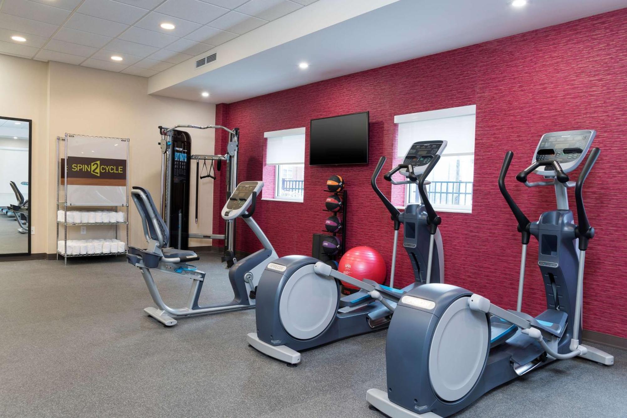 Home2 Suites By Hilton Louisville Downtown Nulu Exterior photo
