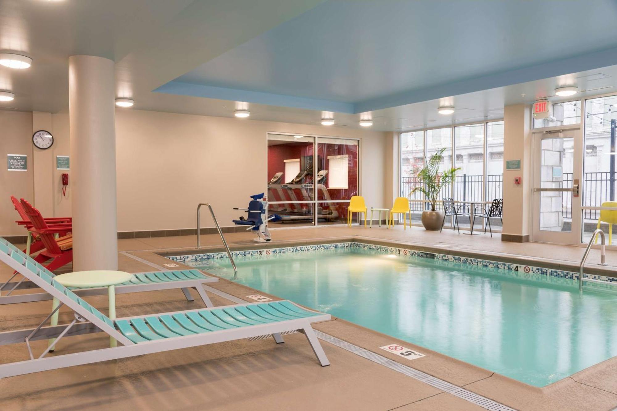 Home2 Suites By Hilton Louisville Downtown Nulu Exterior photo